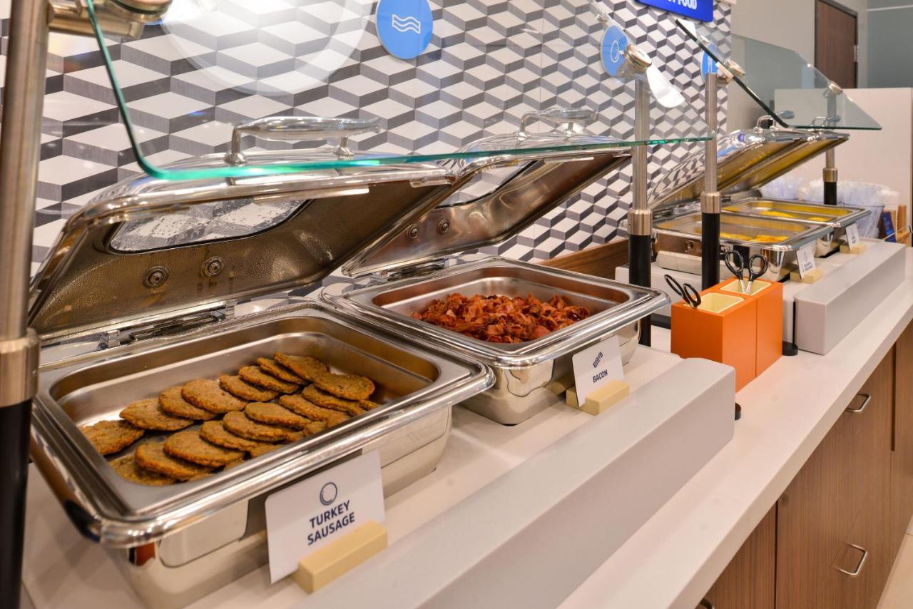 Holiday Inn Express East Peoria - Riverfront By Ihg Exteriér fotografie
